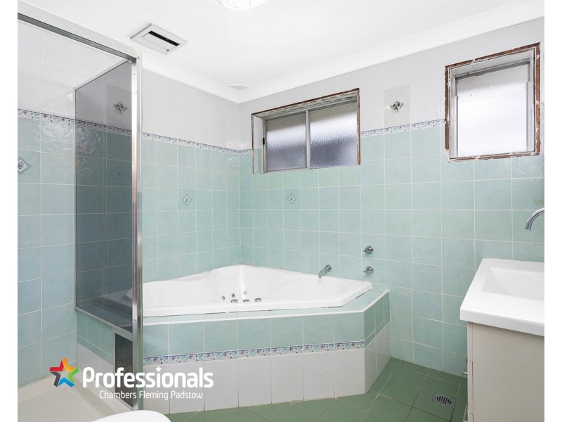 45 Ellesmere Street, Panania NSW 2213