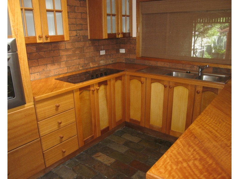 13 Maclaurin Avenue, East Hills NSW 2213