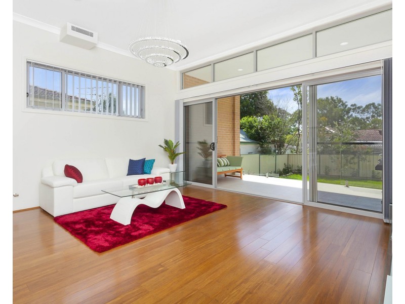 6A Woodburn Avenue, Panania NSW 2213