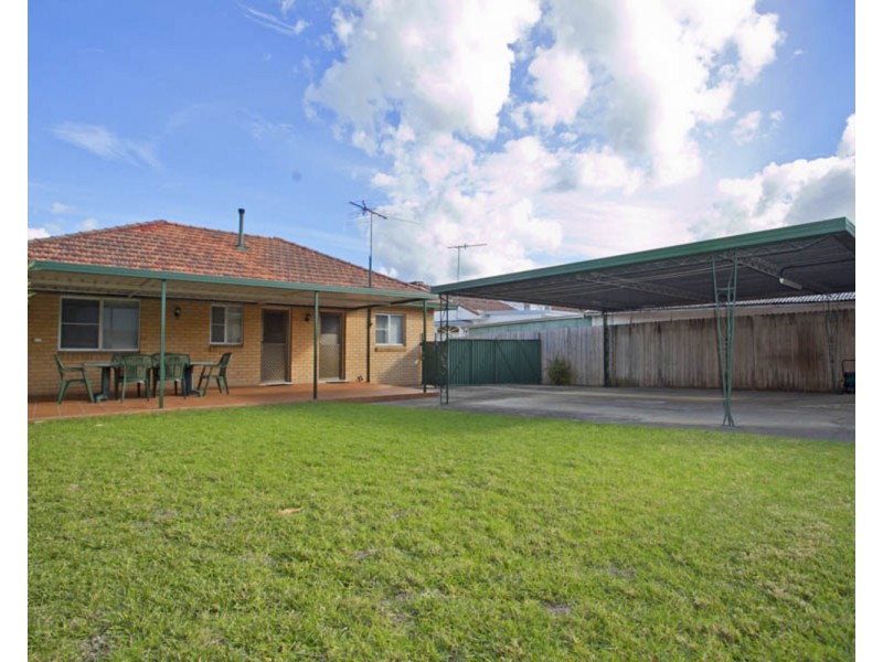 24  Doris Street, Picnic Point NSW 2213