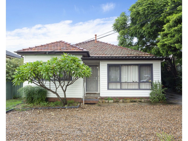 43 Gibson Avenue, Padstow NSW 2211