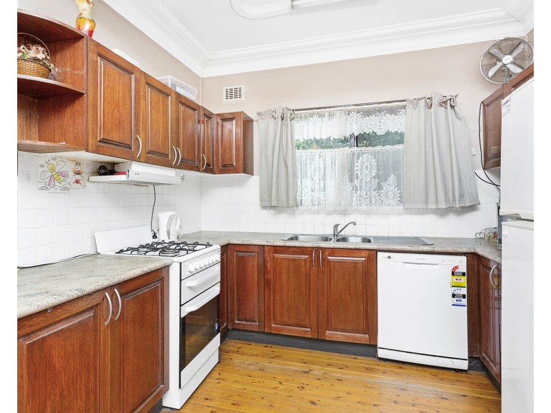 43 Gibson Avenue, Padstow NSW 2211