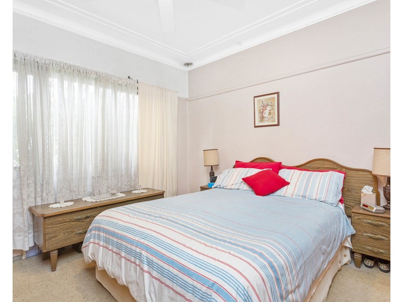 43 Gibson Avenue, Padstow NSW 2211