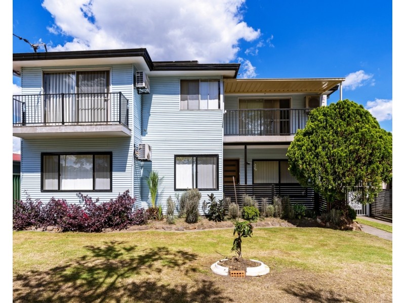 2/32 Bullecourt Avenue, Milperra NSW 2214