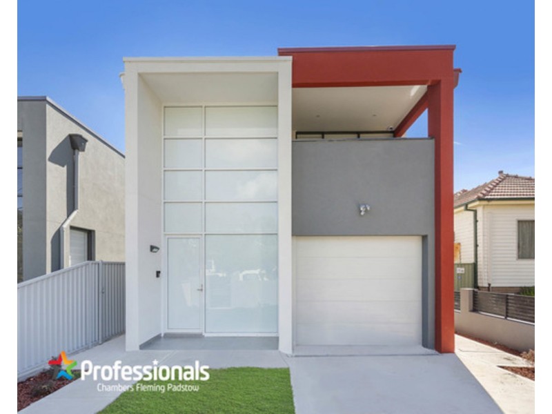 18 Wyatt Avenue, Padstow NSW 2211