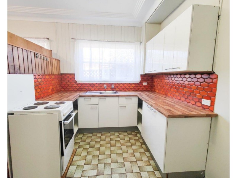 14 Victor Avenue, Panania NSW 2213