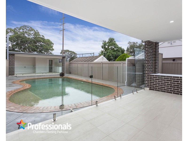 32 Hendy Avenue, Panania NSW 2213