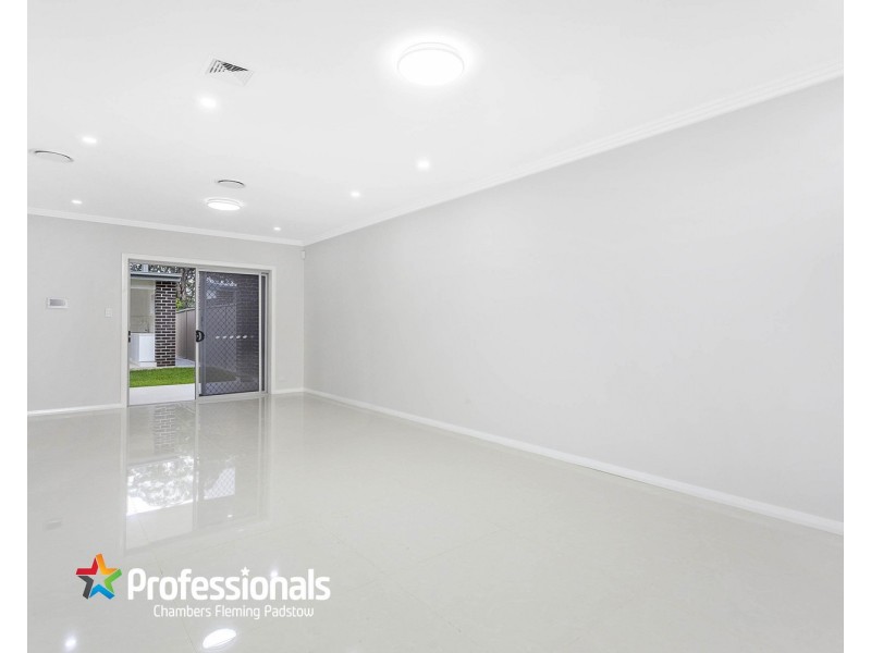 32A  Hendy Avenue, Panania NSW 2213