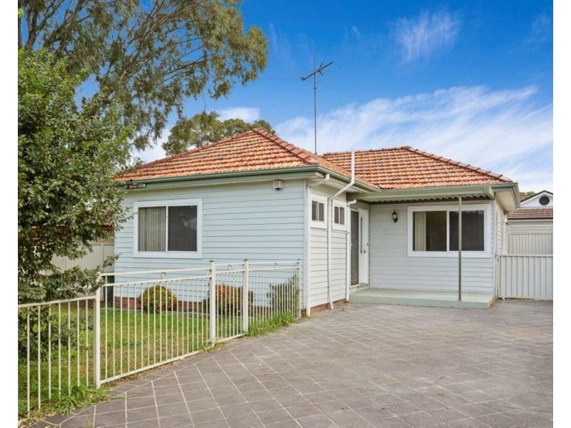 86 Queen Street, Revesby NSW 2212
