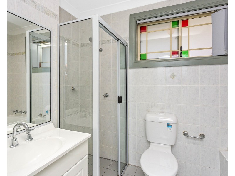 4/23 Parkview Avenue, Picnic Point NSW 2213