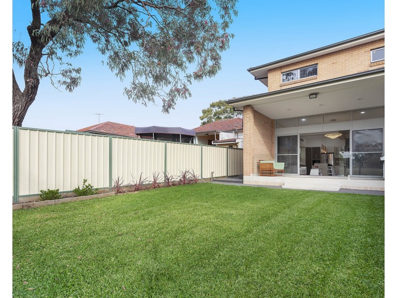 6 Woodburn Avenue, Panania NSW 2213