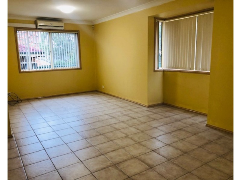 2/27 Clancy Street, Padstow Heights NSW 2211