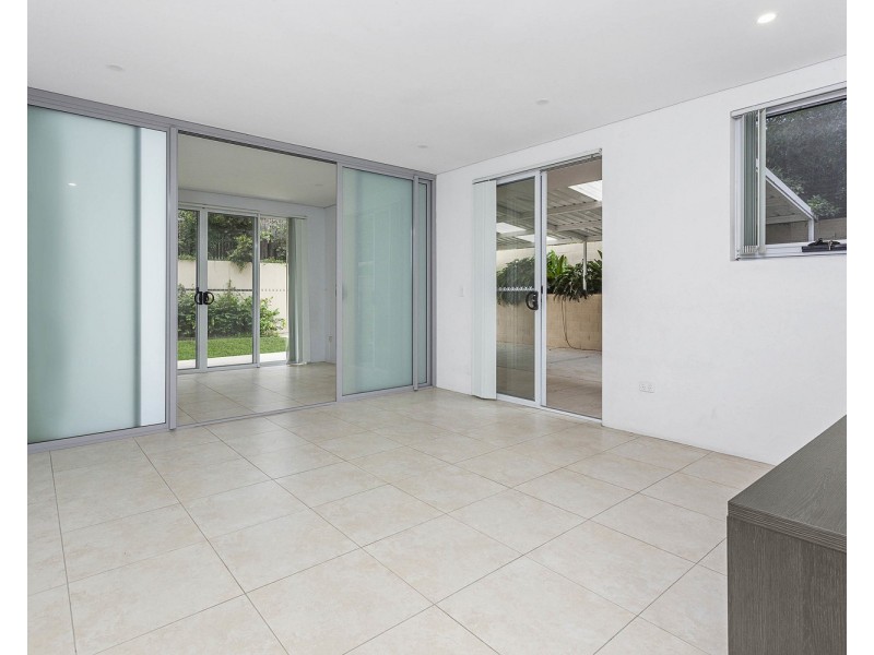 8/13-17 Peake Parade, Peakhurst NSW 2210