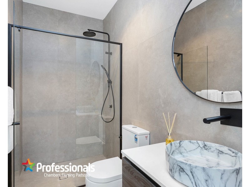 8a  Wall Avenue, Panania NSW 2213