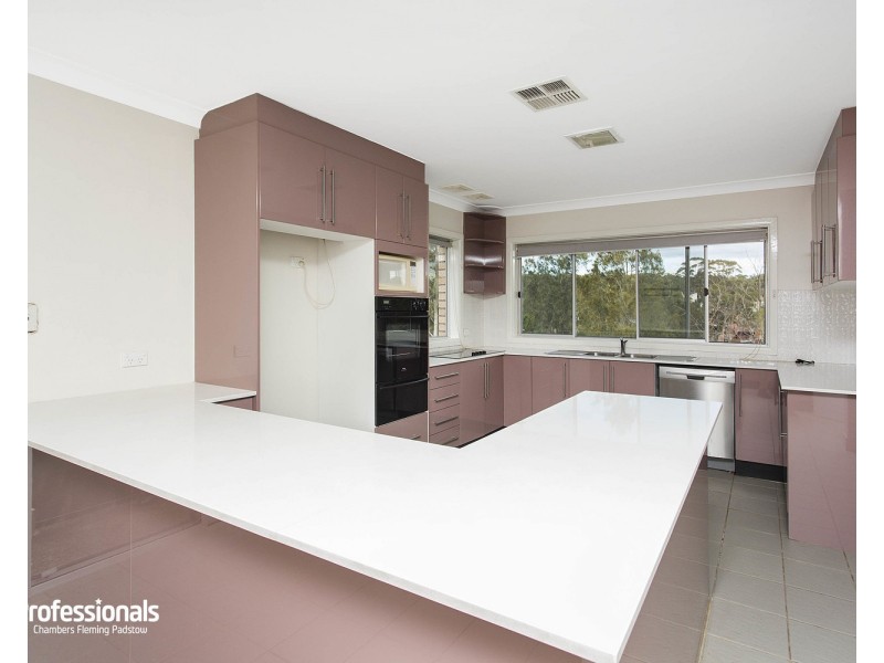 37 Burbank Avenue, Picnic Point NSW 2213