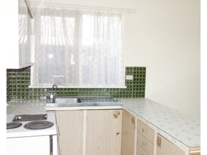 70 Thomas Street, Picnic Point NSW 2213