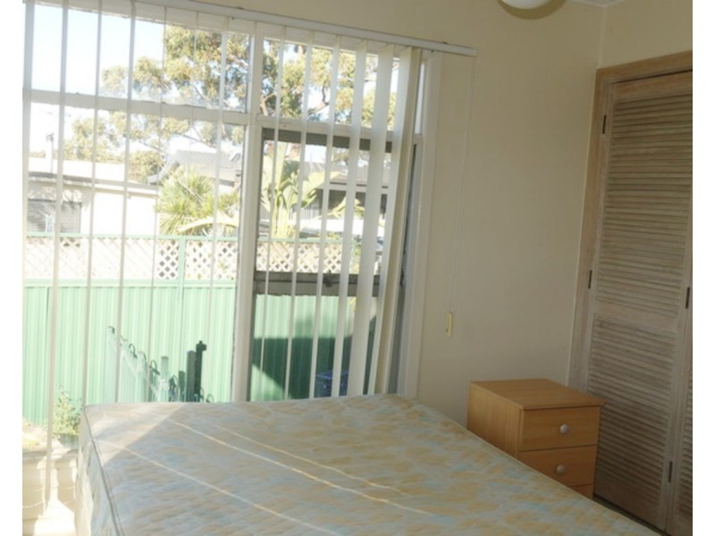 70 Thomas Street, Picnic Point NSW 2213