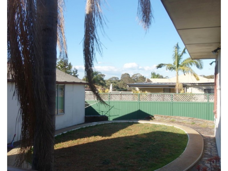 70 Thomas Street, Picnic Point NSW 2213