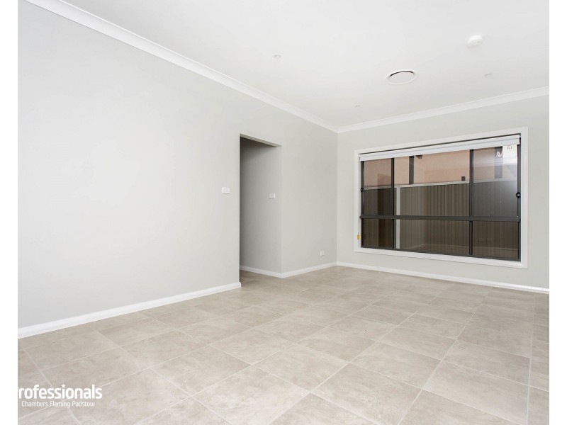 11 Drake Street, Panania NSW 2213