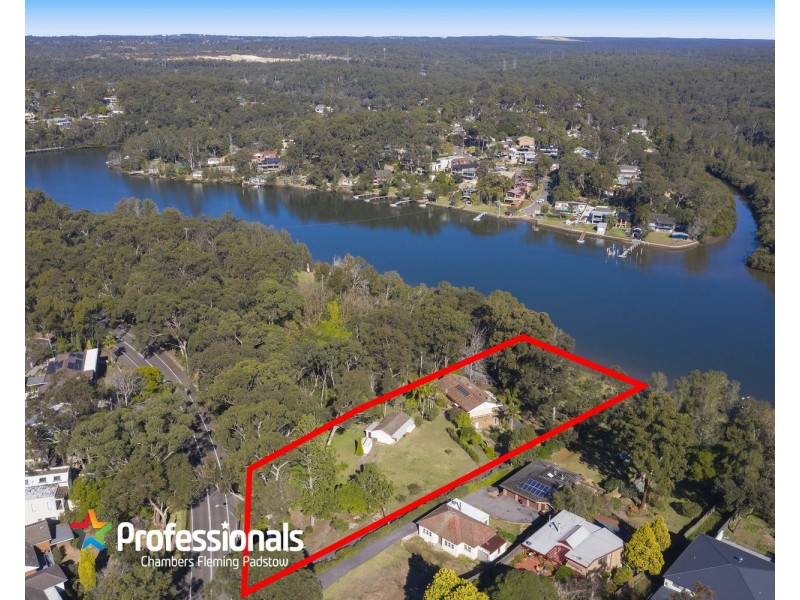 756 Henry Lawson Drive, Picnic Point NSW 2213