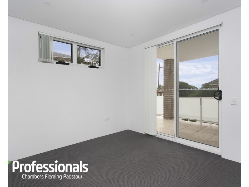 1/13-17 Peake Parade, Peakhurst NSW 2210