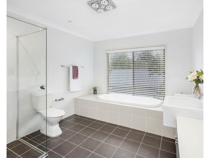 4 Amiens Avenue, Milperra NSW 2214