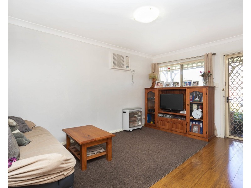 2/52 Whittle Avenue, Milperra NSW 2214