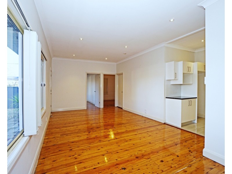 248 Henry Lawson Drive, Georges Hall NSW 2198