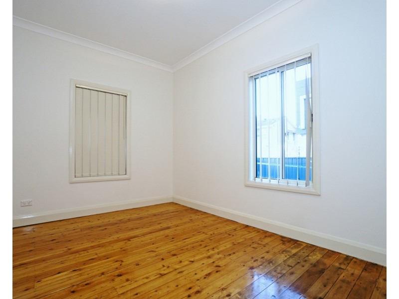 248 Henry Lawson Drive, Georges Hall NSW 2198