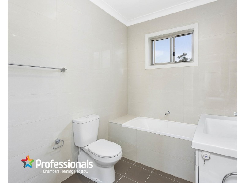 3/107-109 Kennedy Street, Picnic Point NSW 2213
