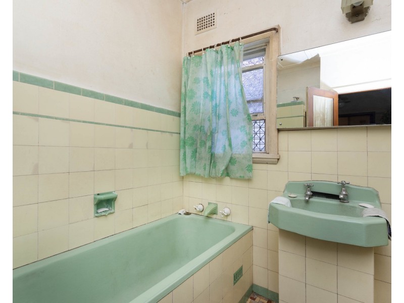 6 Banks Street, Padstow NSW 2211