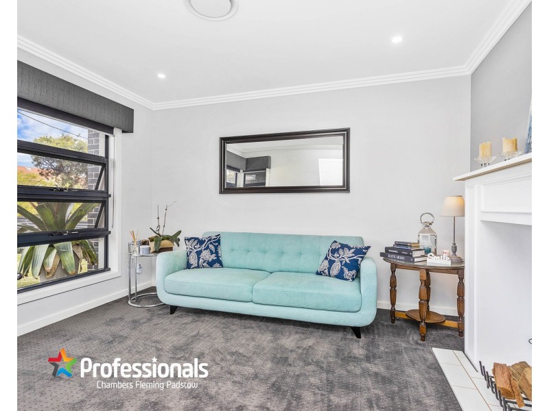 8 Alamein Road, Revesby Heights NSW 2212