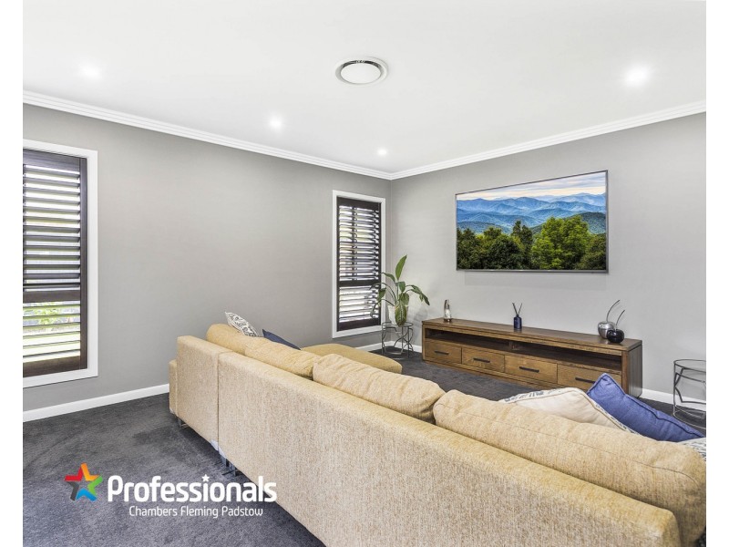 8 Alamein Road, Revesby Heights NSW 2212