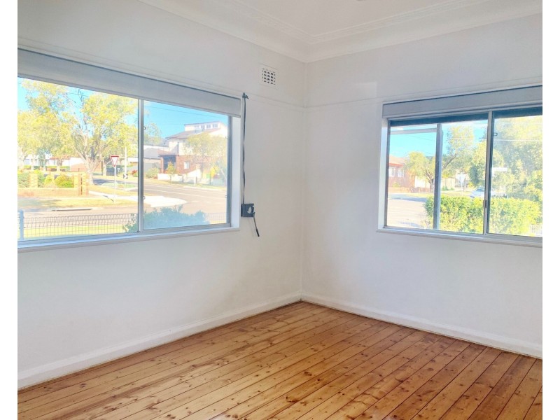 74 Windsor Road, Padstow NSW 2211