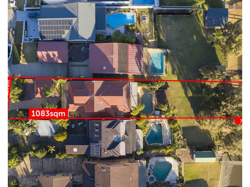 81 Burbank Avenue, Picnic Point NSW 2213
