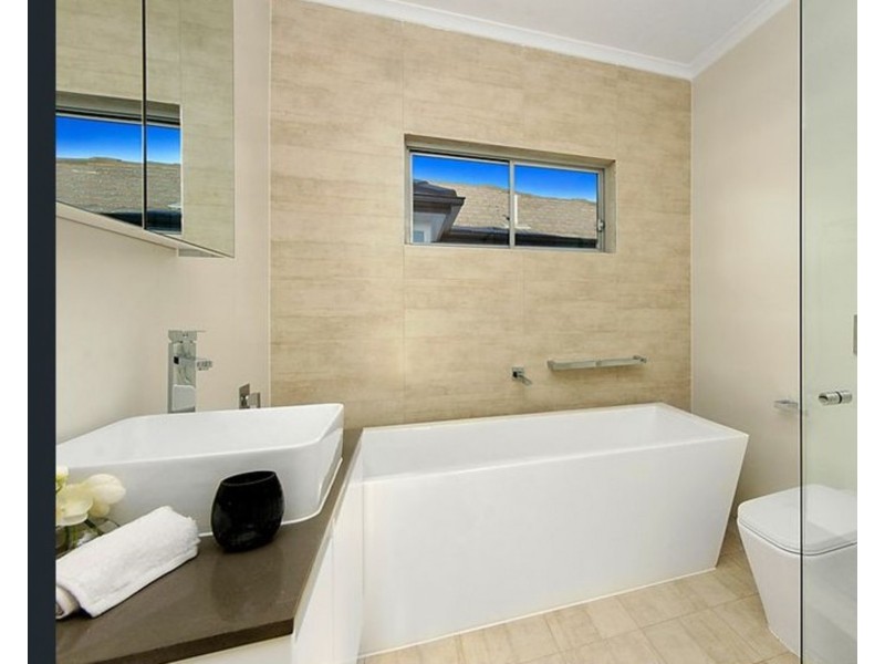 122 Gibson Avenue, Padstow NSW 2211