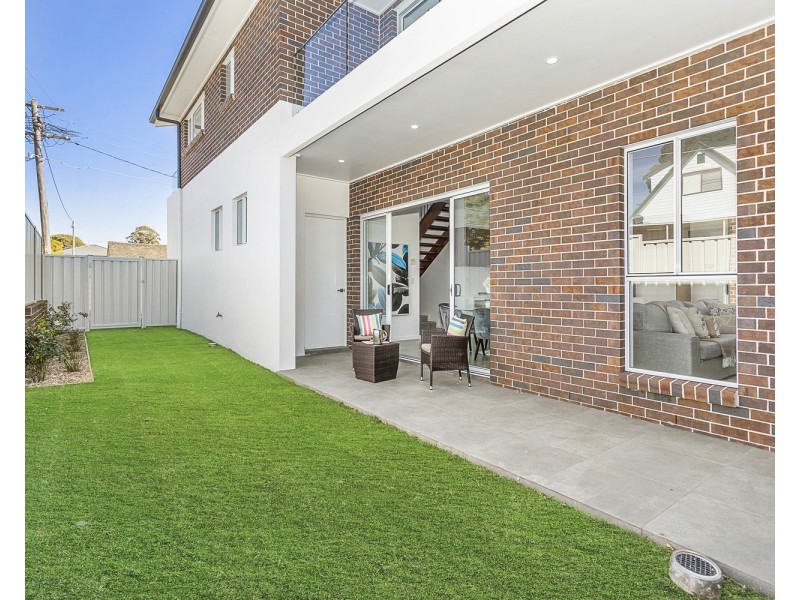 23 Kennedy Street, Picnic Point NSW 2213