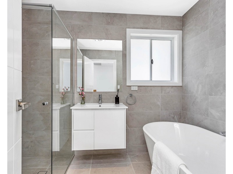 23 Kennedy Street, Picnic Point NSW 2213