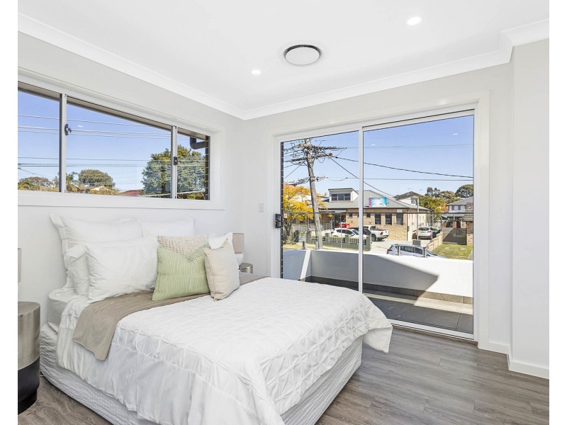 23 Kennedy Street, Picnic Point NSW 2213