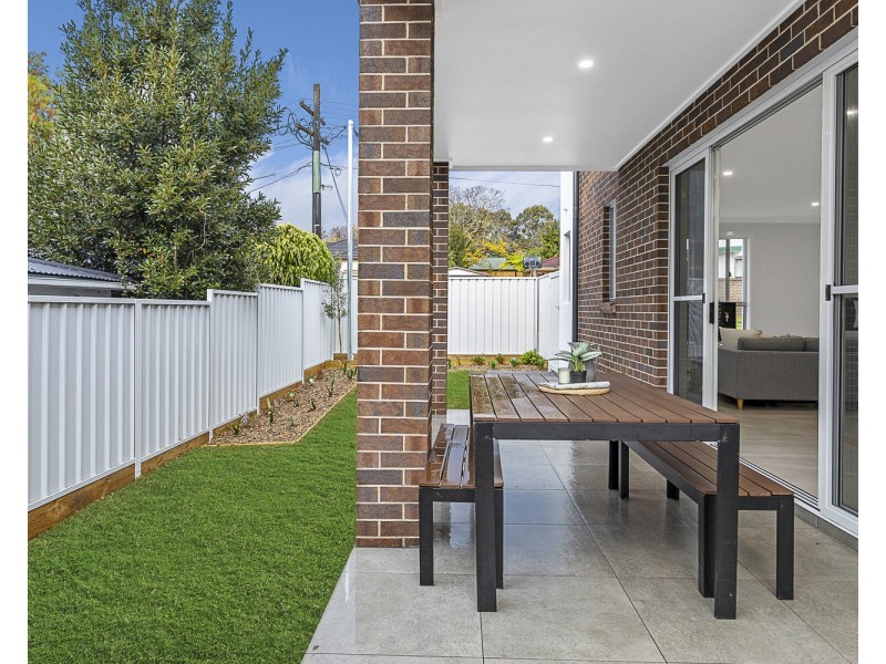 2A Shari Avenue, Picnic Point NSW 2213