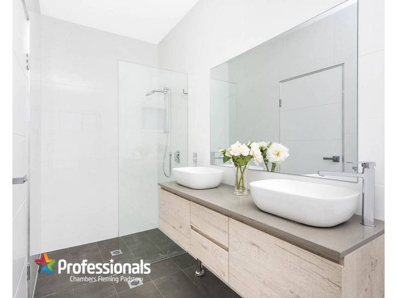 68 Malvern Street, Panania NSW 2213