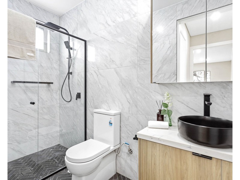 11 Kingston Avenue, Panania NSW 2213