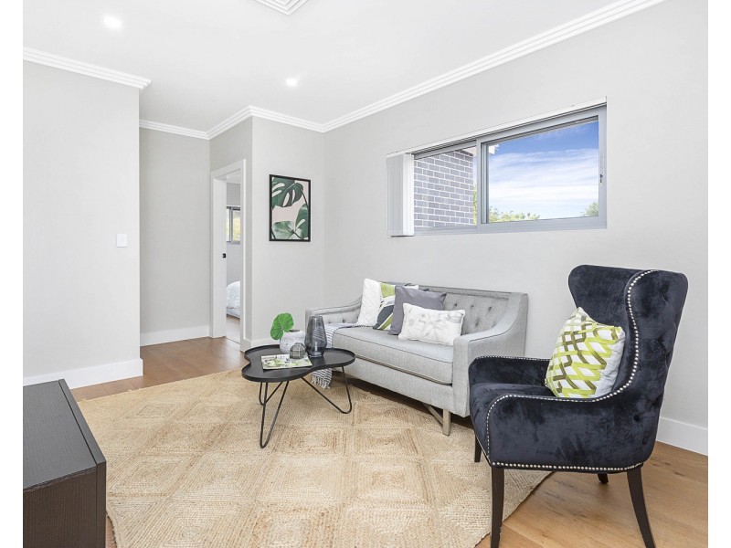 11 Kingston Avenue, Panania NSW 2213