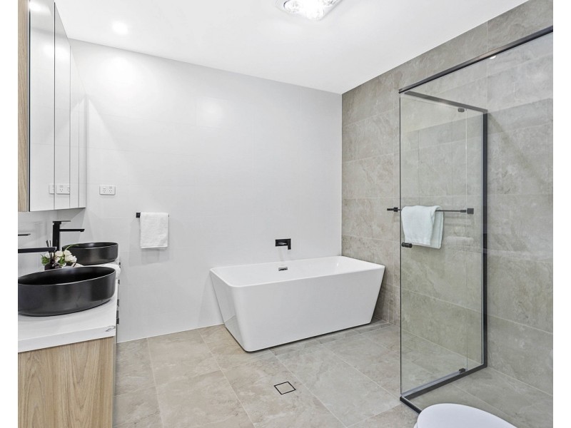 11 Kingston Avenue, Panania NSW 2213