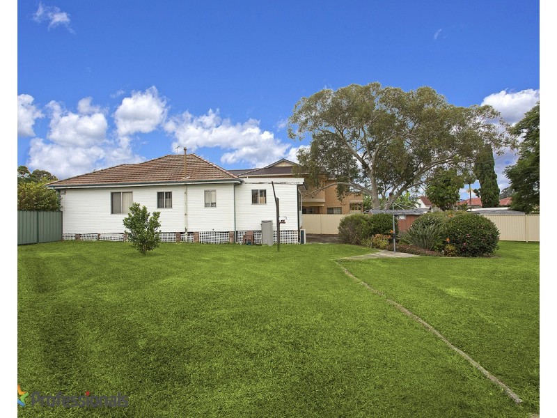 2 Astley Avenue, Padstow NSW 2211