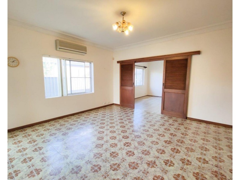 2 Blanche Avenue, Padstow NSW 2211