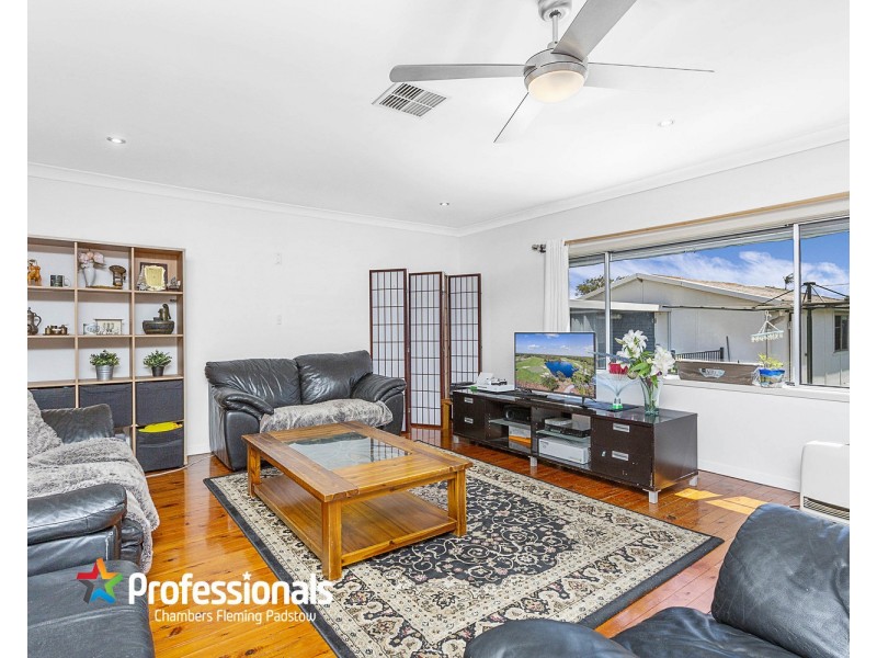 6 Fromelles Avenue, Milperra NSW 2214