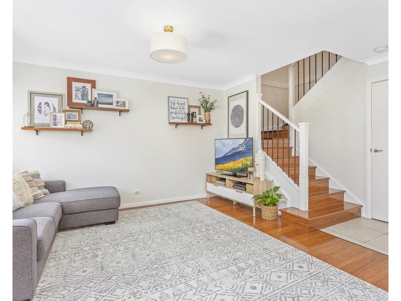 50 Eucalyptus Court, Picnic Point NSW 2213