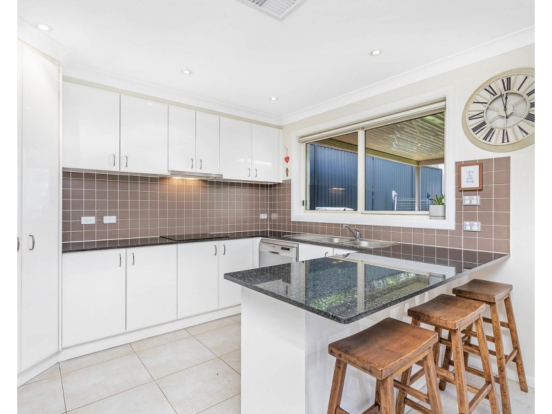 50 Eucalyptus Court, Picnic Point NSW 2213