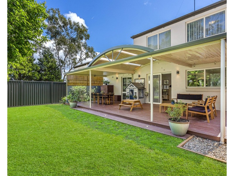 50 Eucalyptus Court, Picnic Point NSW 2213